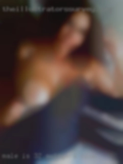 Male swingers club is 32 and female   is 27.